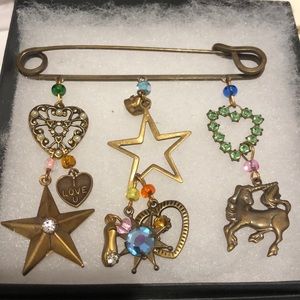 Glassworks Vintage Charm & Colorful Crystal Safety Pin Brooch